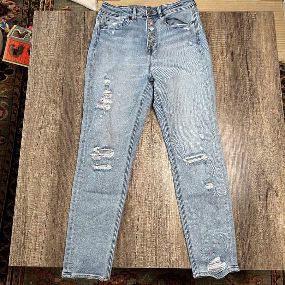 American Eagle Outfitters Mom Jeans - Light Wash - Size 4 Regular - Picture 6 of 6